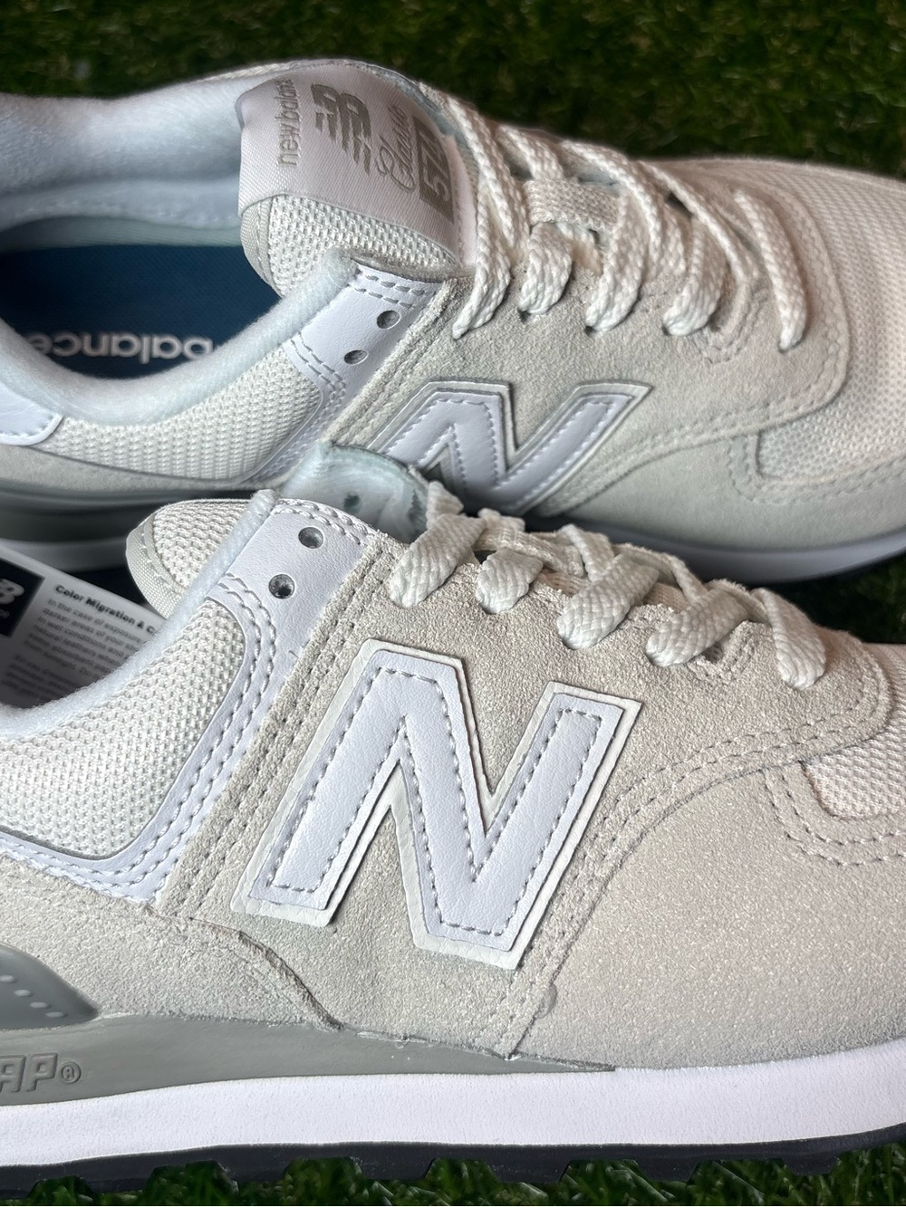 New Balance 574 Men's 5 or women’s 6.5 Light cream and White